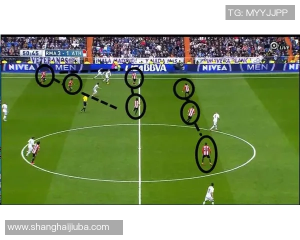 深入分析杭州网球队的控制打法及其战术优势与应用 深入分析杭州网球队的控制打法及其战术优势与应用